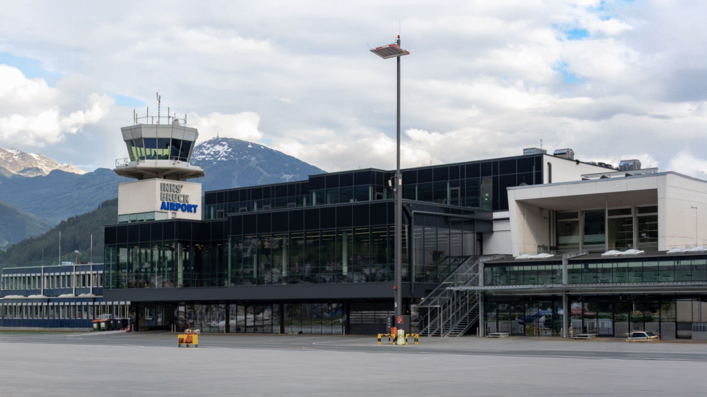 Executive taxi transfers from Lech airport
