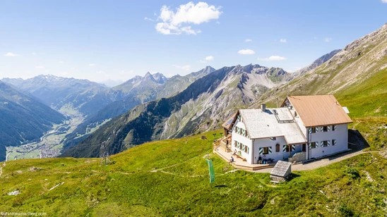 Ansbacher Hütte mountain hut